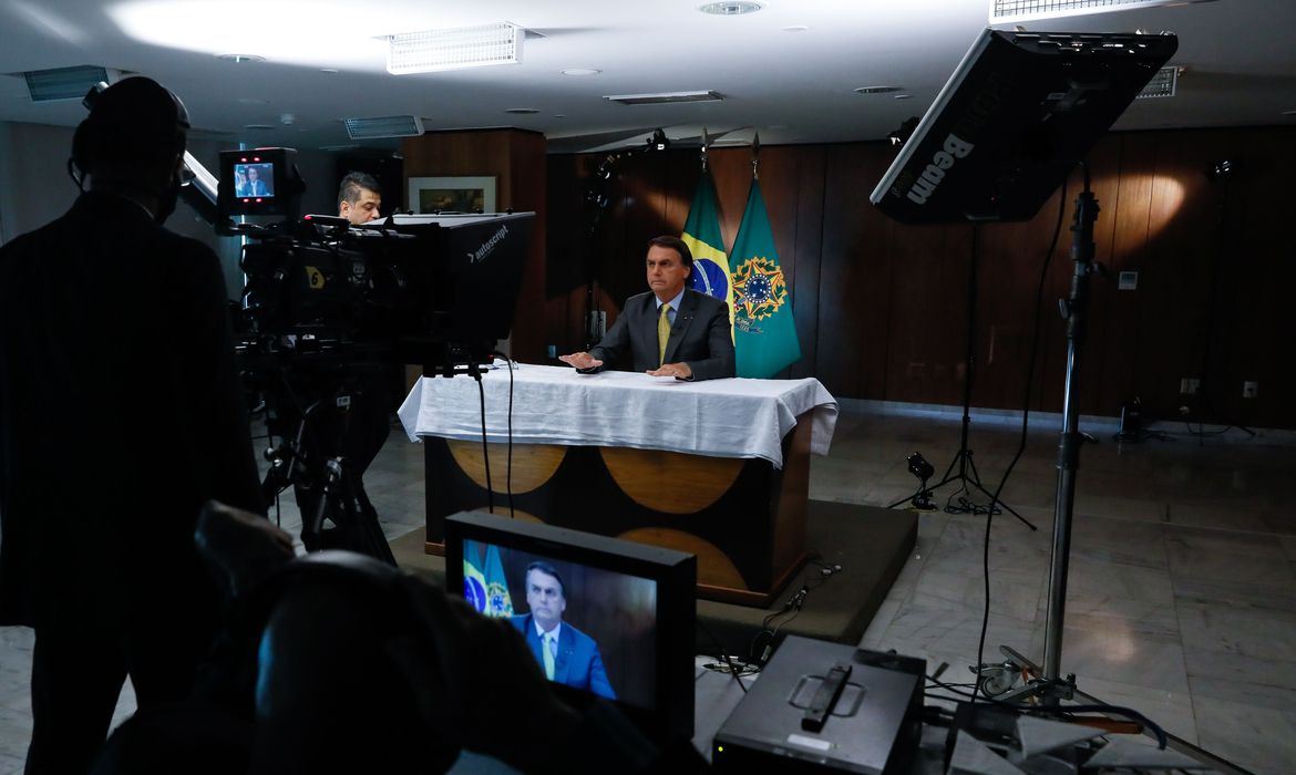 Bolsonaro: Brasil será autossuficiente na produção de vacinas