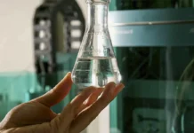 Metanol: saiba o que é a substância presente em bebida adulterada